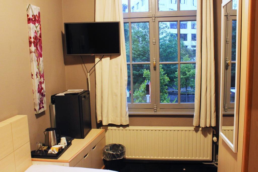 Story' Inn Bruselas Habitación foto